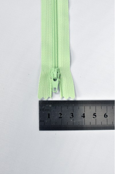 ZIP035  3號拉鏈  雙頭上下拉拉鏈款式  聚酯牙拉鏈款式  密尾拉鏈  不設單獨拉鍊訂購 正面照